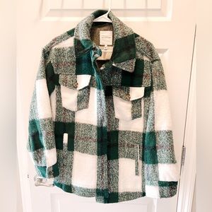 AVEC LES FILLES Shacket